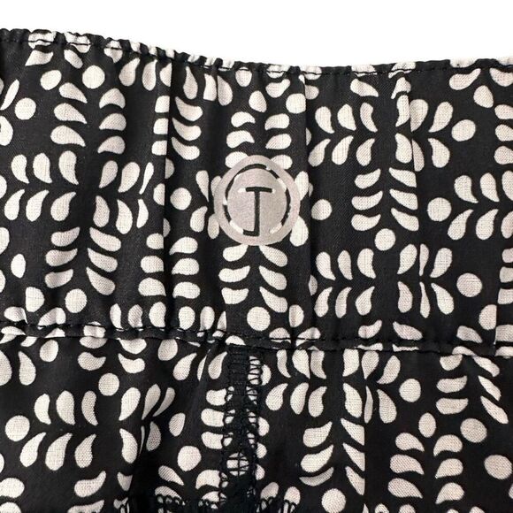 T by Talbots Womens Nylon Skort Zip Pockets Size Small - Picture 6 of 7